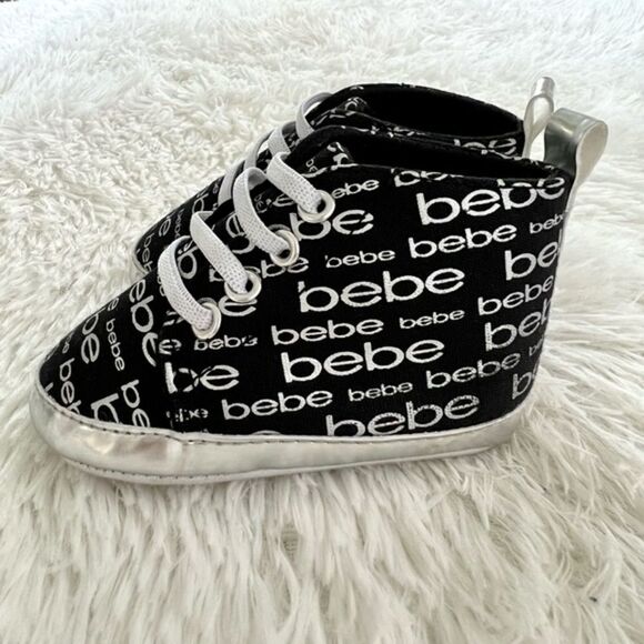 bebe Baby Crib Sneakers Size‎ 2 (3-6 months) - Picture 6 of 11